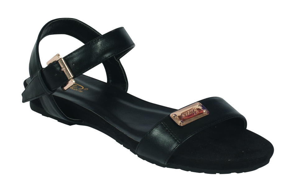 crne sandale 189,00 kn
